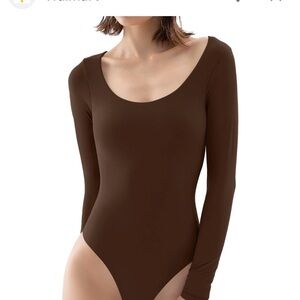 Banana Republic Olive Scoop Neck Long Sleeve Top